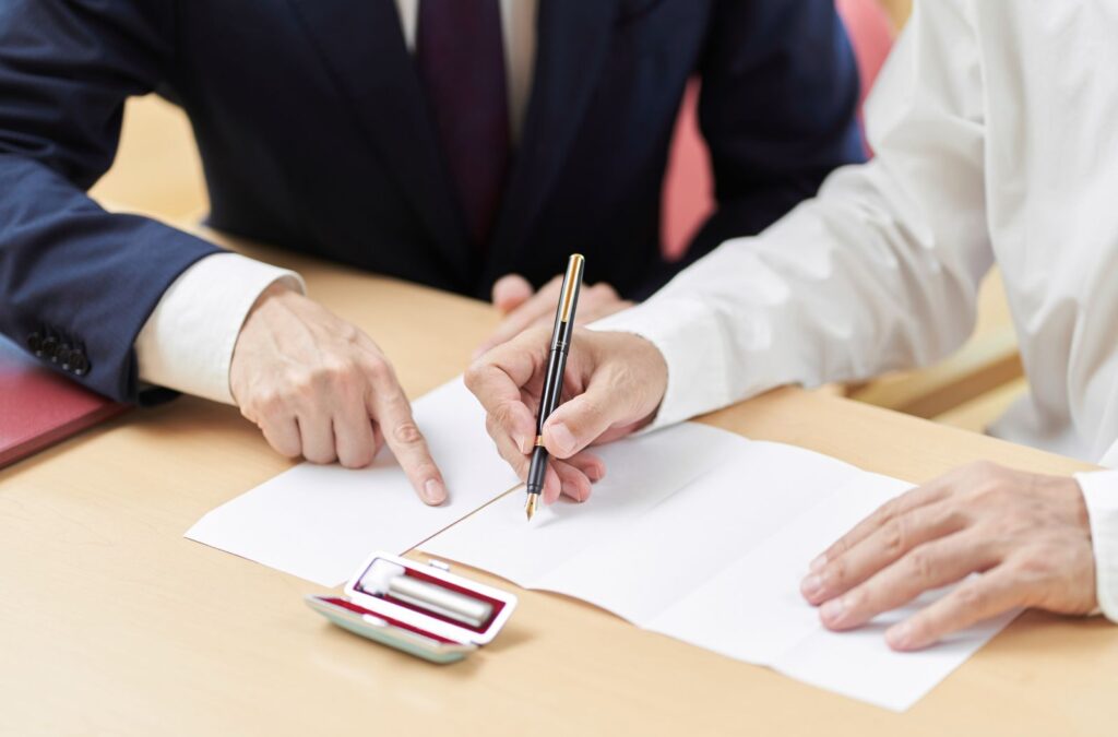 Como resolver conflictos entre herederos con un abogado